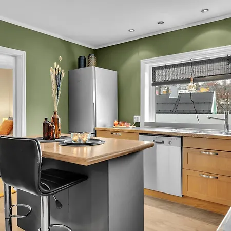 Fin I Naerheten Av Sentrum