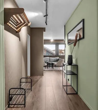 アパート Fin I Naerheten Av Sentrum *